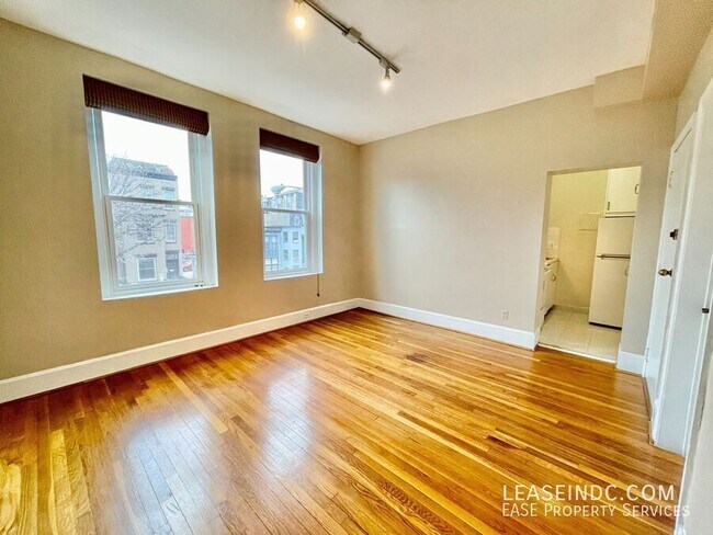 Building Photo - 1706 U St NW