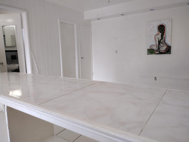 Building Photo - 1707 Thomas St