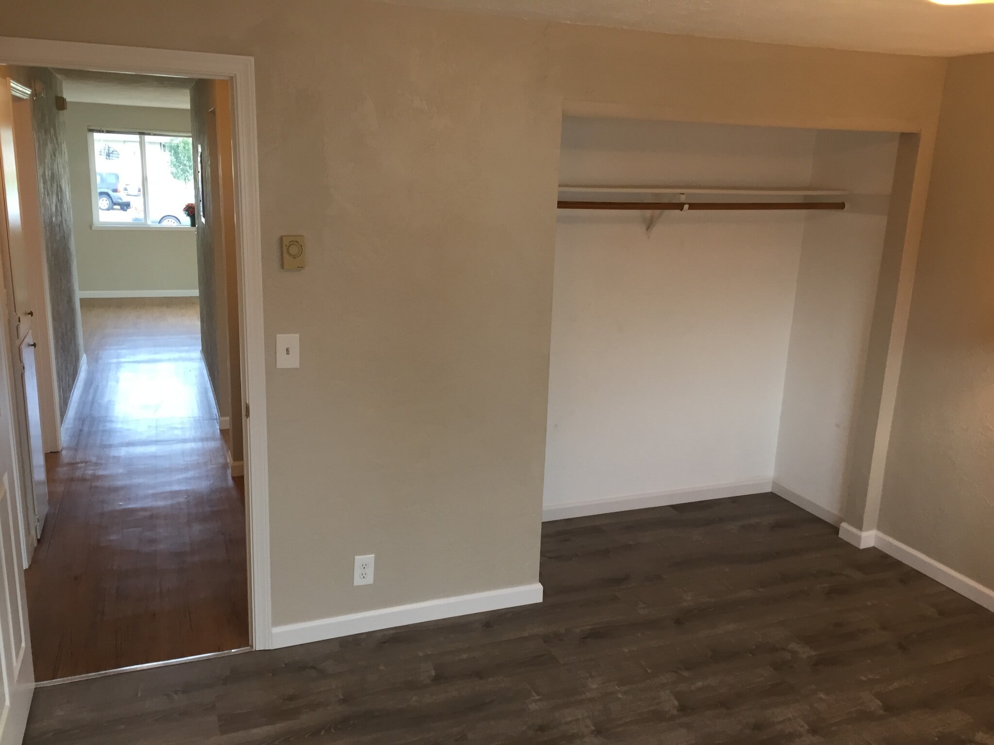 Building Photo - 520 N 38th Pl