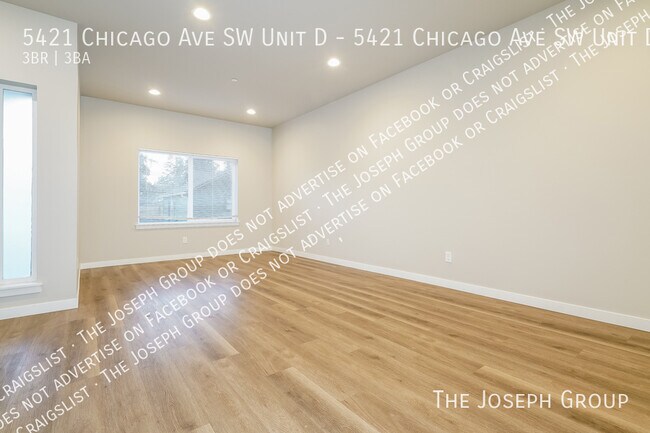 Building Photo - 5421 Chicago Ave SW