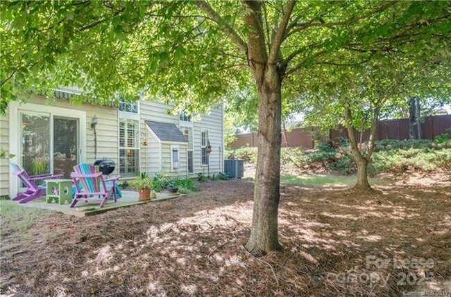 Building Photo - 15132 Edindale Dr