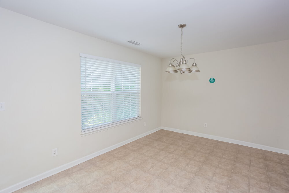 Building Photo - 10408 Sparrow Springs Ln