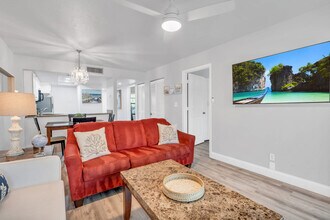 Building Photo - 600 Neapolitan Way