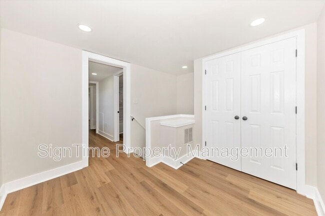 Building Photo - 152 E South St