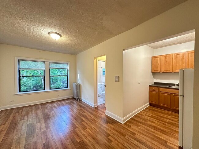 Building Photo - 1742 N Humboldt Blvd
