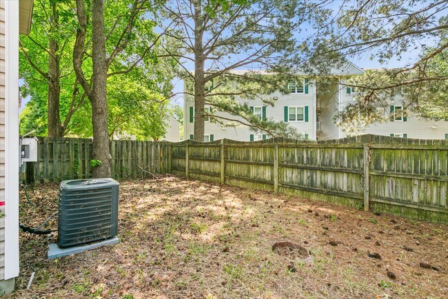 Building Photo - 38 Angelia Way