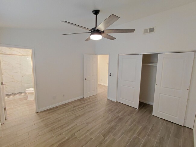 Building Photo - 409 Silverado Trail