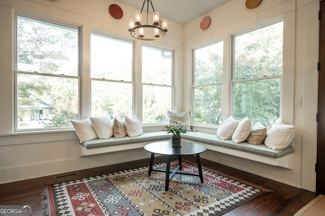 Building Photo - 290 Milledge Cir