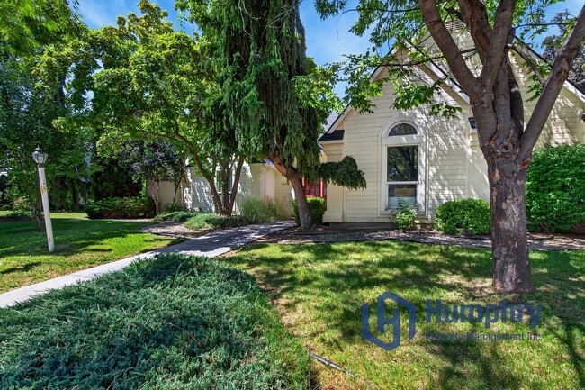 Building Photo - 1948 E Cypress Point Dr