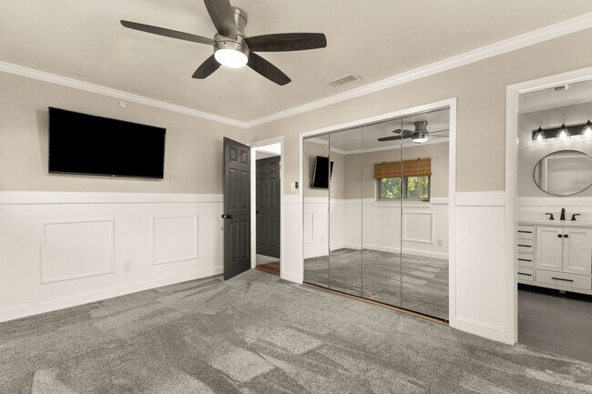 Building Photo - 224 Anhalt Dr