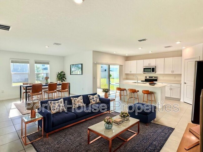 Building Photo - 4847 Sunflower St