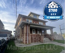 Building Photo - 834 W Main St