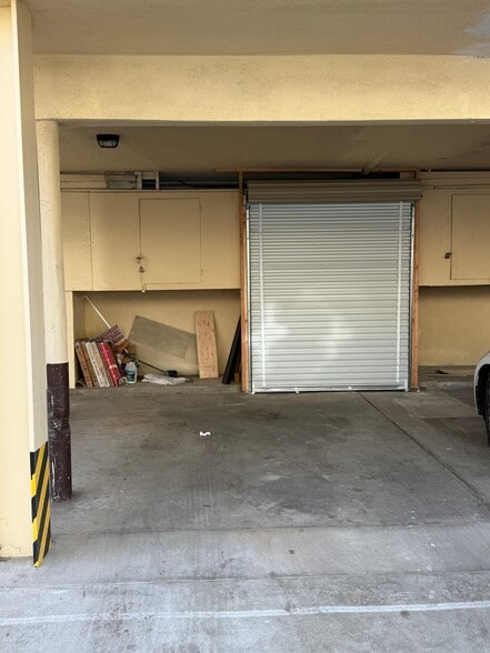 parking area with mini-storage roll up door, EV charger - 1533 Princeton St