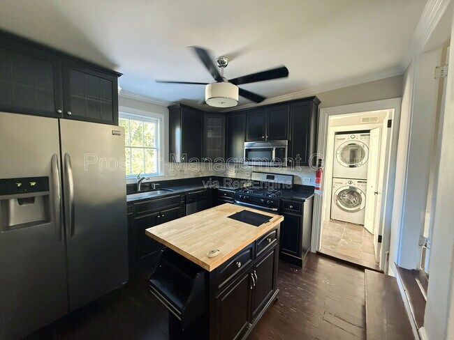 Building Photo - 70 Radcliffe St