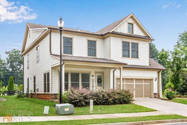 Building Photo - 600 Thornhill Ln