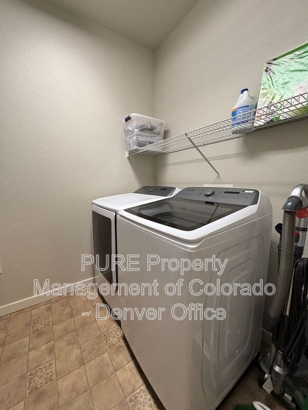 Building Photo - 13456 Via Varra