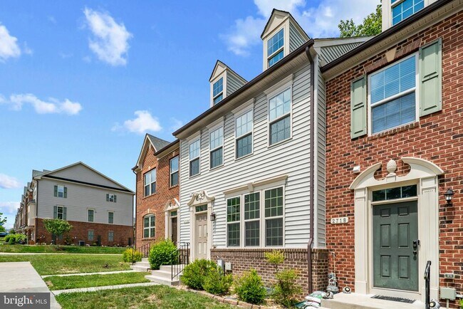 Building Photo - 2720 Fredericksburg Rd