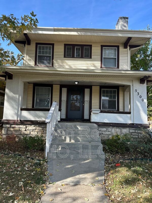 Building Photo - 5300 Harrison St