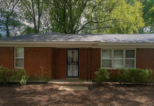 Primary Photo - 4510 Given Ave