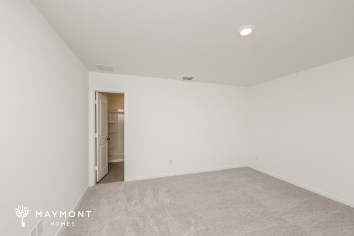 Building Photo - 236 Sycamore Pl