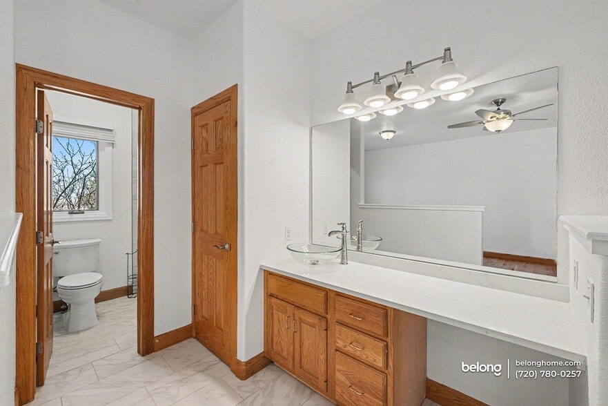 Building Photo - 1050 S Manila Rd