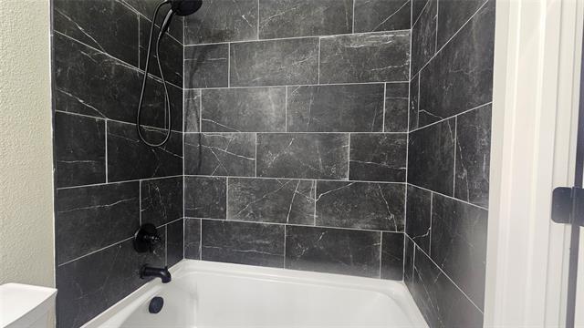 Building Photo - 3817 Yellowstone Pl