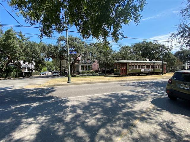 Building Photo - 7530 St Charles Ave