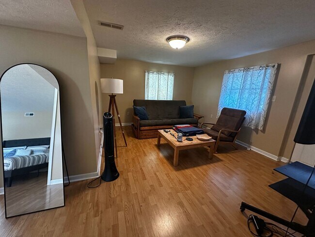 Building Photo - Beautiful Home in Christiansburg