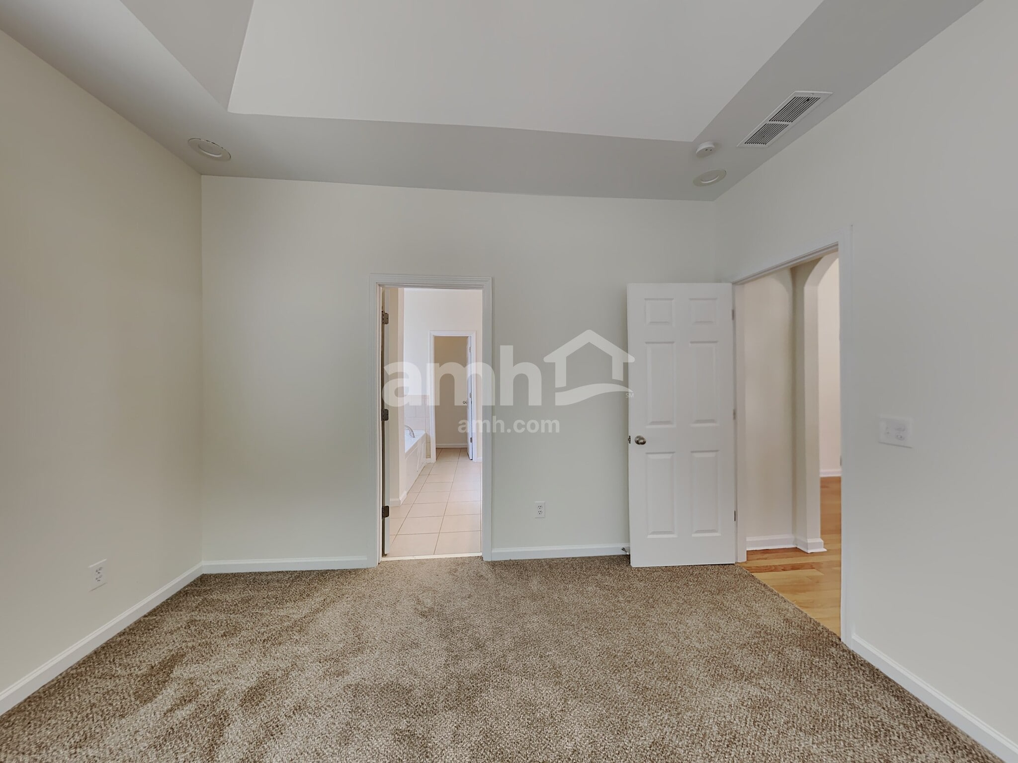 Building Photo - 518 Anglewood Trace