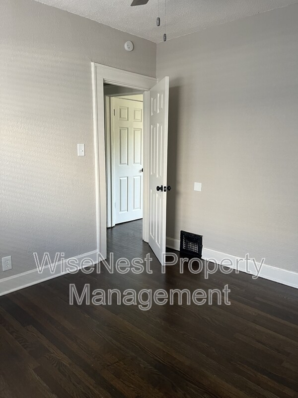 Building Photo - 4125 Olive St