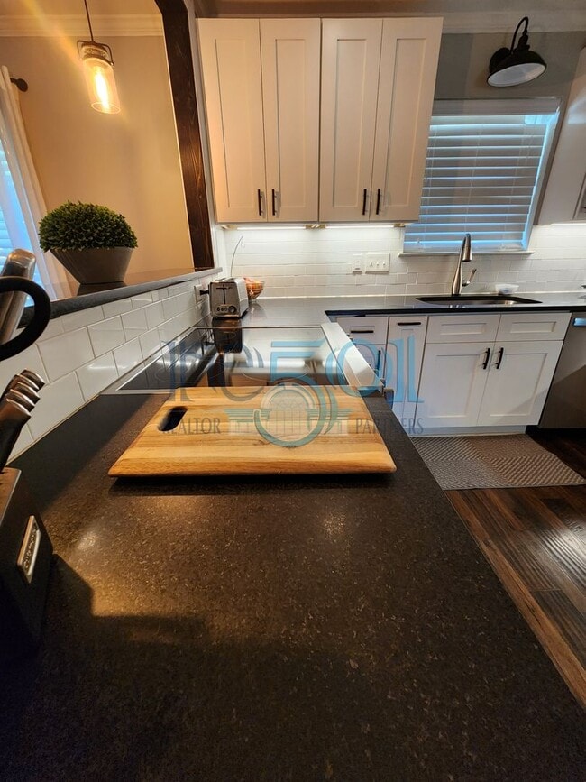 Building Photo - Coming Soon! Super impressive, updated WLR Home - WOW!