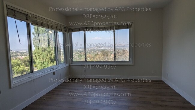 Building Photo - 3246 Dolonita Ave