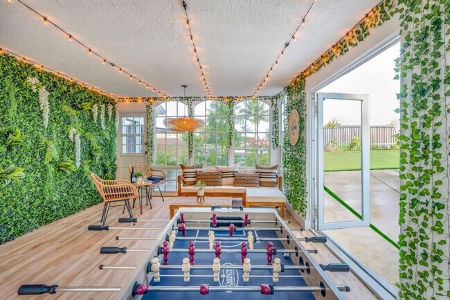 Primary Photo - 1814 NW 14th Ave