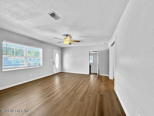 Building Photo - 7004 Dahlgren Ct