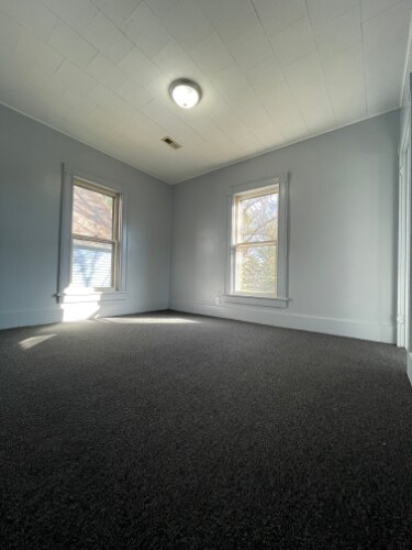 Building Photo - 404 Scammel St