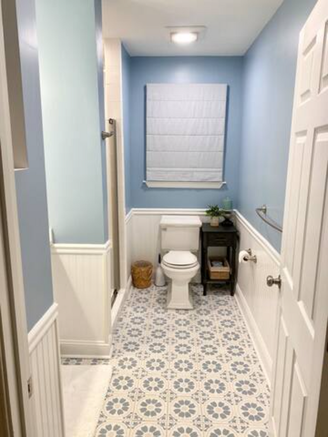 Main Bathroom - 4600 Boonsboro Rd