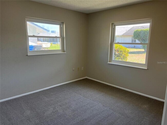 Building Photo - 1514 Bunker Hill Dr