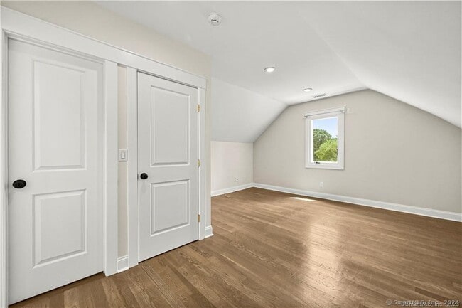 Building Photo - 54 Dunn Ave