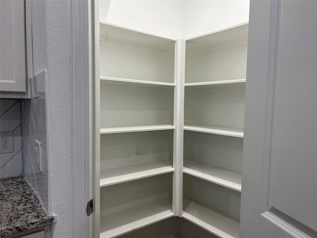 Building Photo - 21015 Morning Nectar Ln