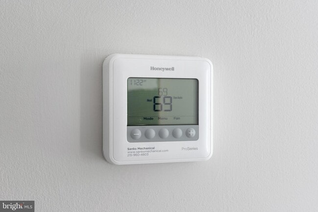 Building Photo - 45 W Haines St