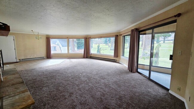 Building Photo - 4-Bed, 3-Bath Home on The Beautiful Avondale Golf Course in Hayden