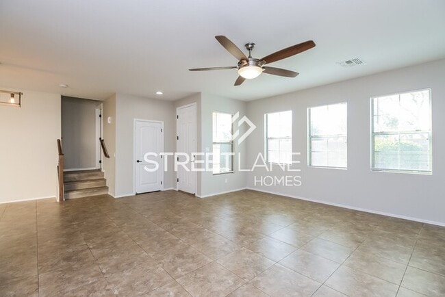 Building Photo - NOW OFFERING FIRST FULL MONTHS RENT FREE!