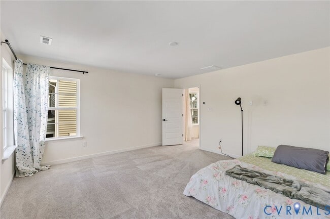 Building Photo - 10702 Skippers St