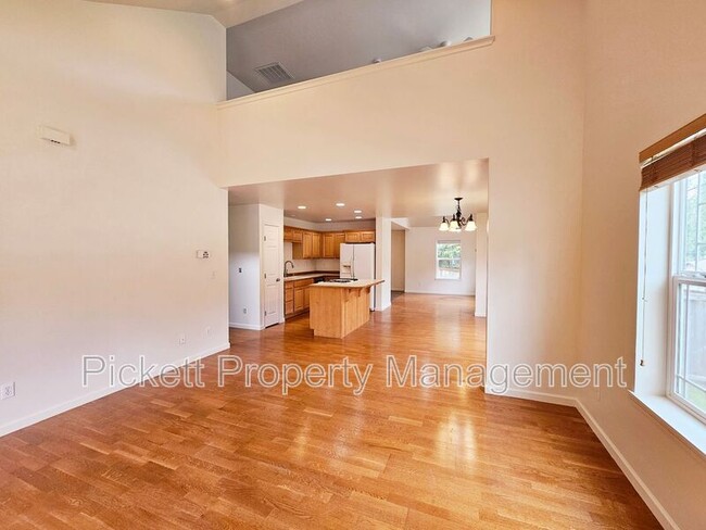 Building Photo - 5206 Del Tormey Pl SE