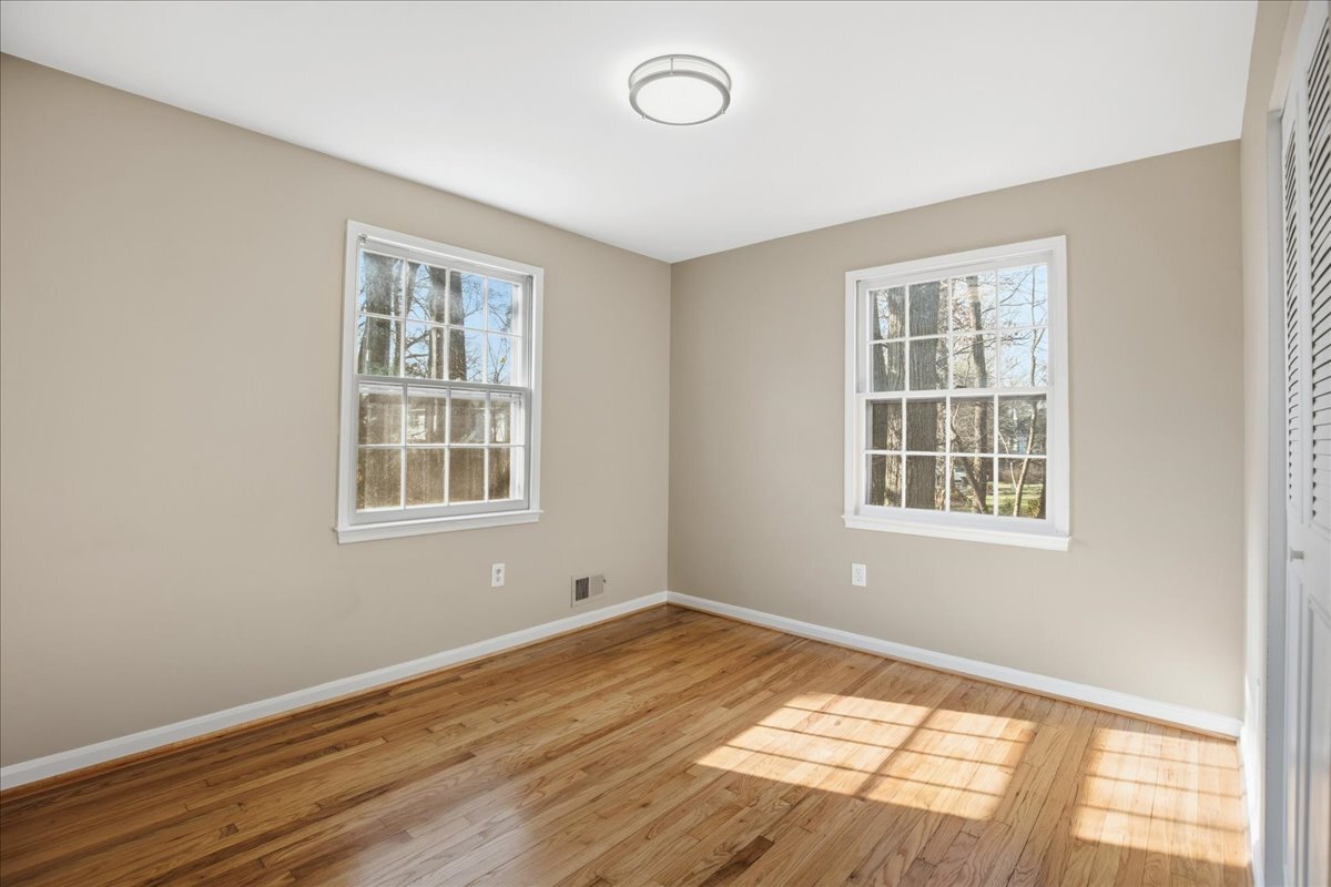 Building Photo - 1501 Chatham Colony Ct