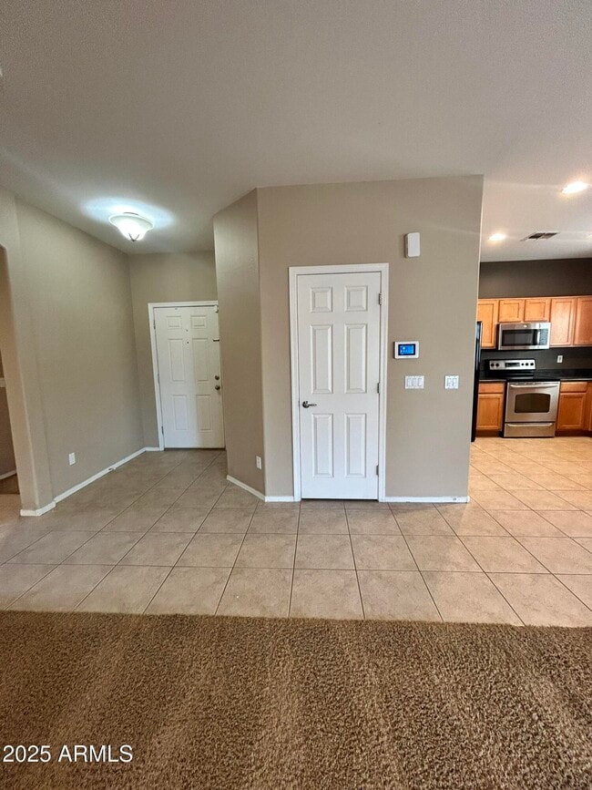 Building Photo - 45168 W Mescal Dr