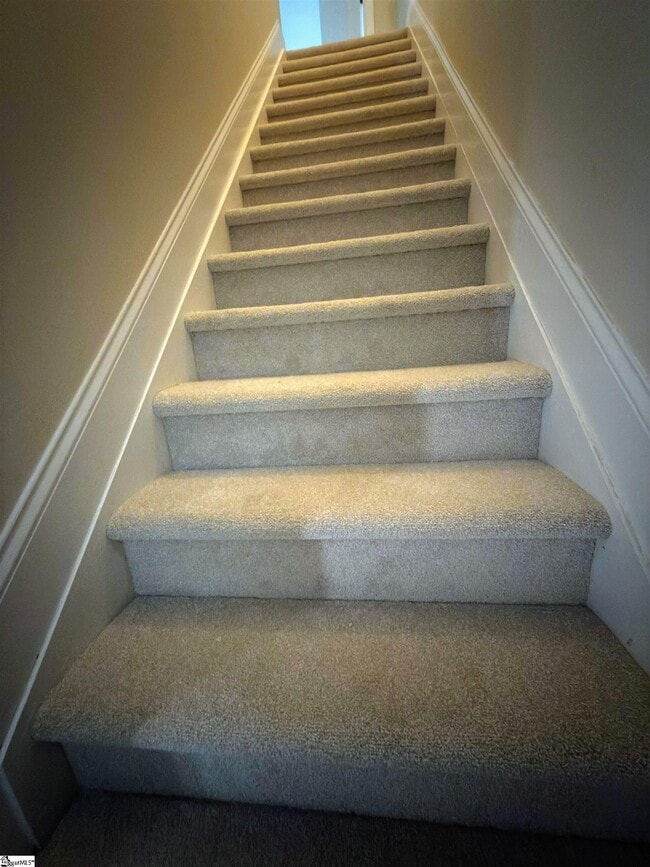 Building Photo - 207 Penrith Ct