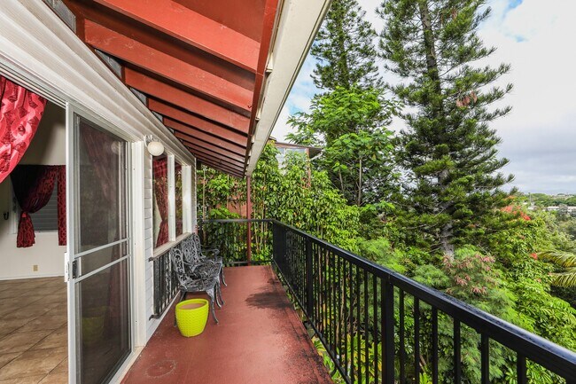 Building Photo - 99-1362-1362 Hele Mauna Pl