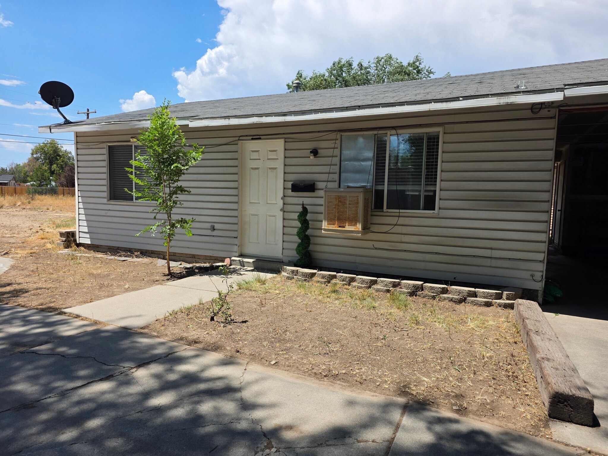 Building Photo - 1521 W 900 S