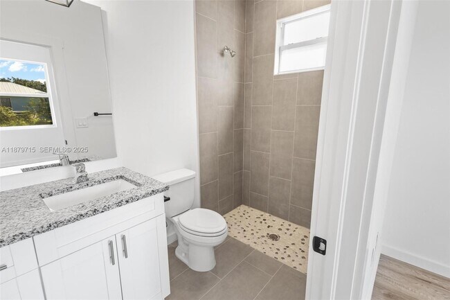 Building Photo - 4417 28th St SW